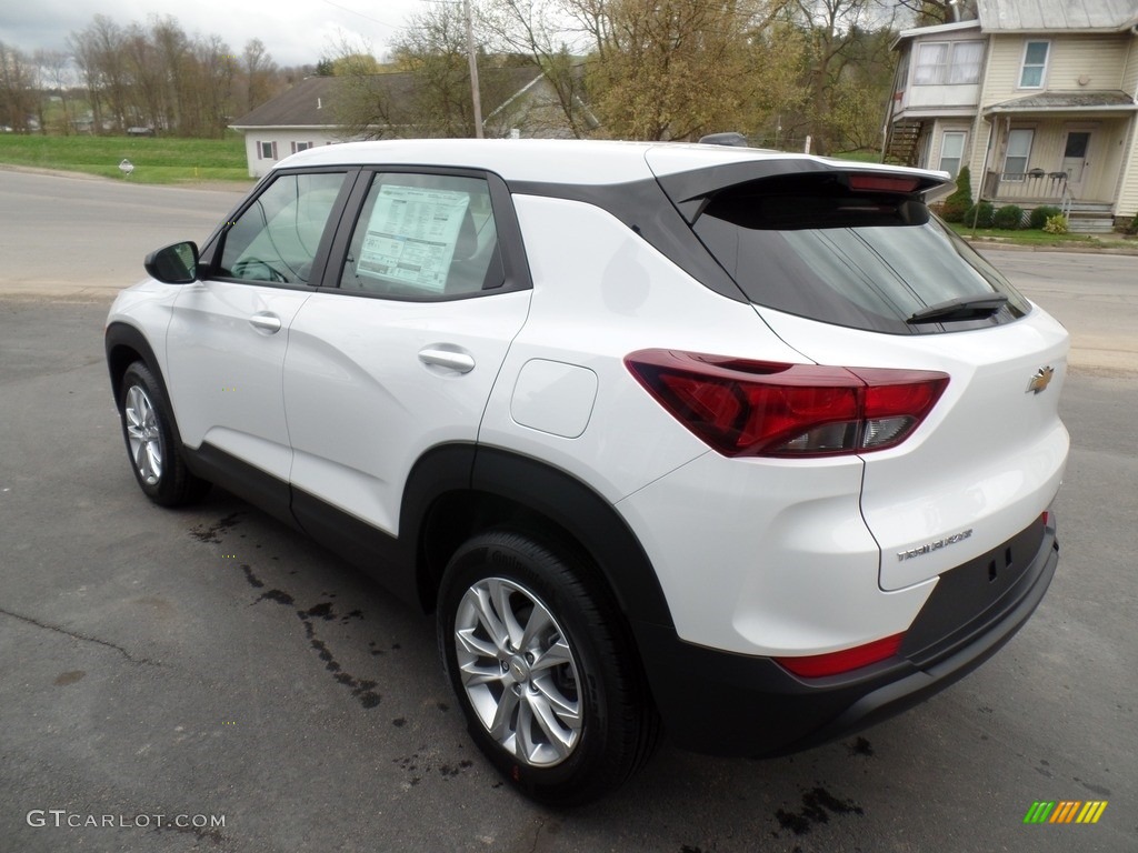 2022 TrailBlazer LS - Summit White / Jet Black/­Medium Ash Gray photo #9