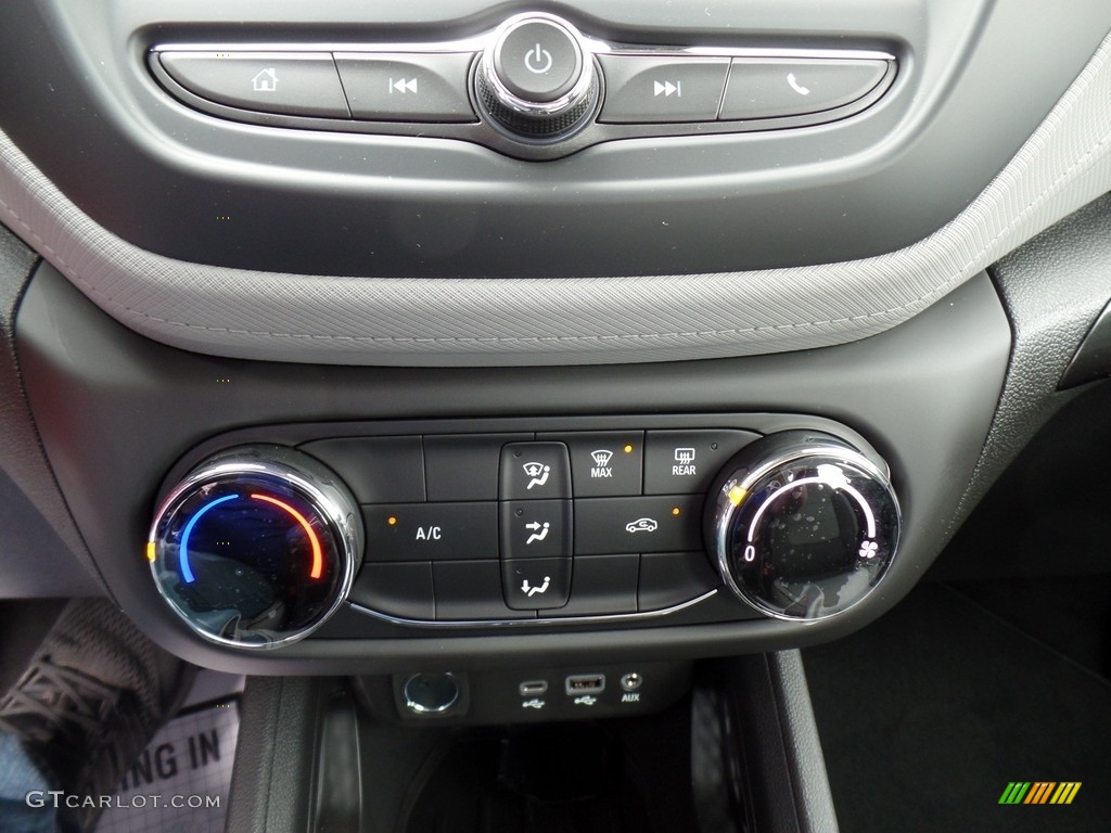 2022 TrailBlazer LS - Summit White / Jet Black/­Medium Ash Gray photo #28