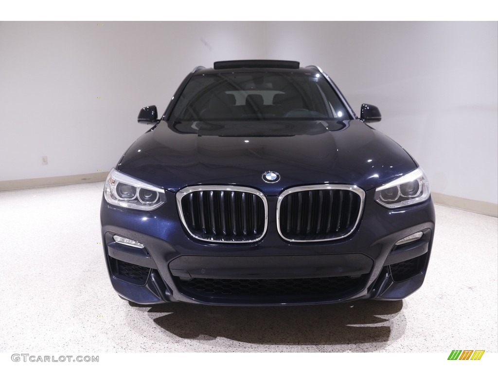 2018 X3 xDrive30i - Carbon Black Metallic / Black photo #2
