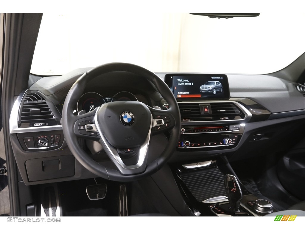 2018 X3 xDrive30i - Carbon Black Metallic / Black photo #6