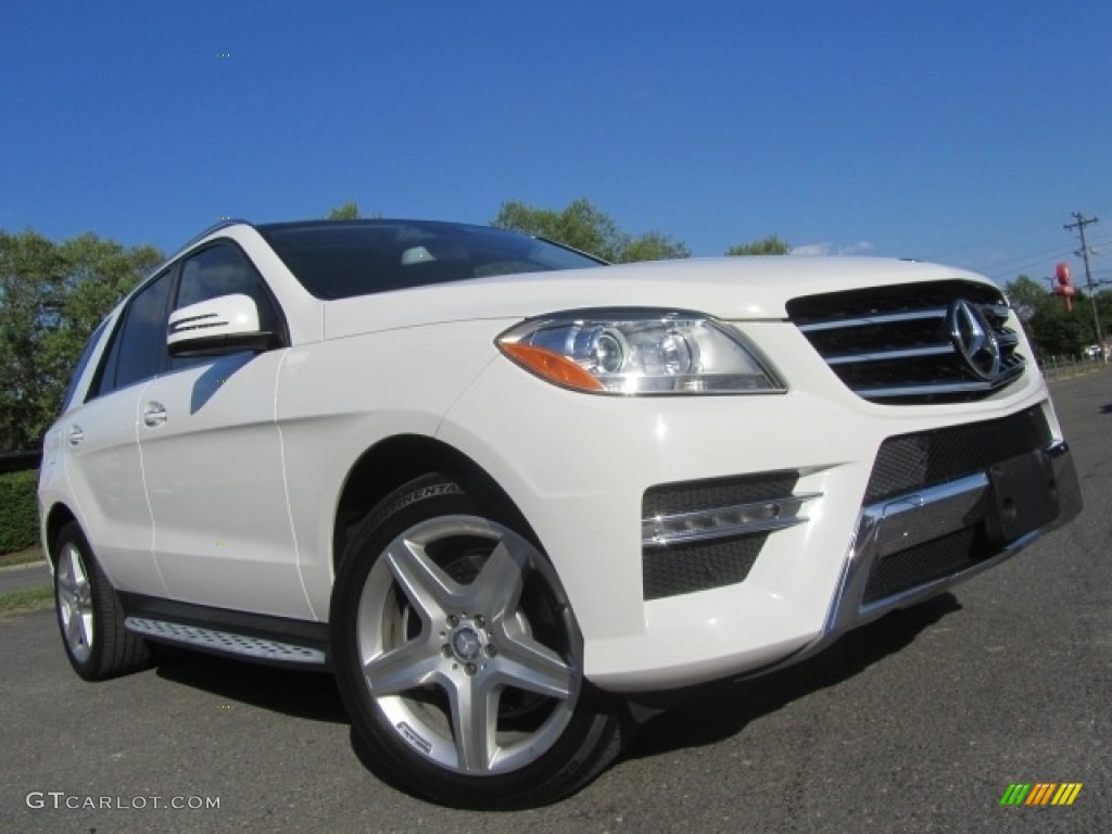 2014 ML 350 4Matic - Polar White / Black photo #1