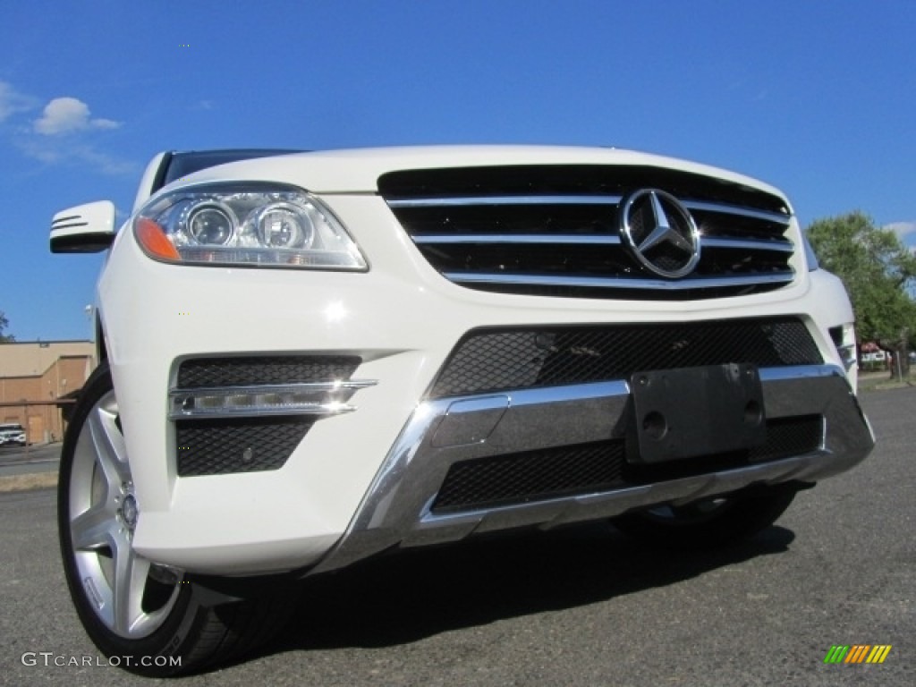 2014 ML 350 4Matic - Polar White / Black photo #2