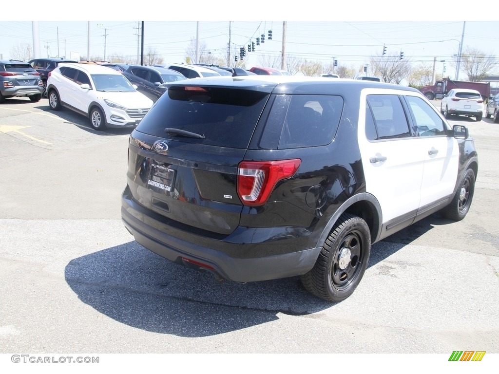 2017 Explorer Police Interceptor AWD - Shadow Black / Ebony Black photo #5