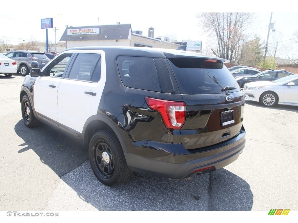 2017 Explorer Police Interceptor AWD - Shadow Black / Ebony Black photo #7