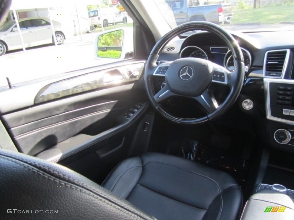 2014 ML 350 4Matic - Polar White / Black photo #12