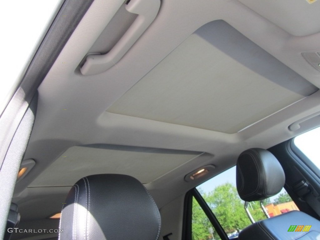 2014 ML 350 4Matic - Polar White / Black photo #23
