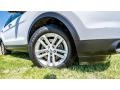 2014 Ford Explorer XLT Wheel and Tire Photo