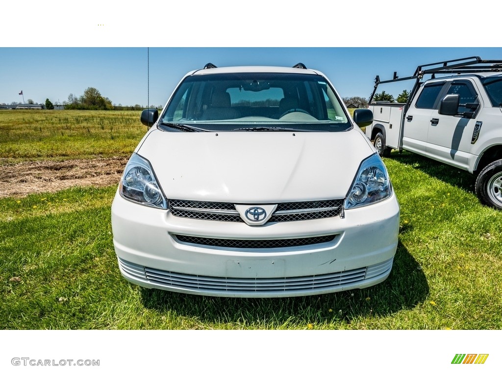 2005 Sienna LE - Natural White / Taupe photo #9