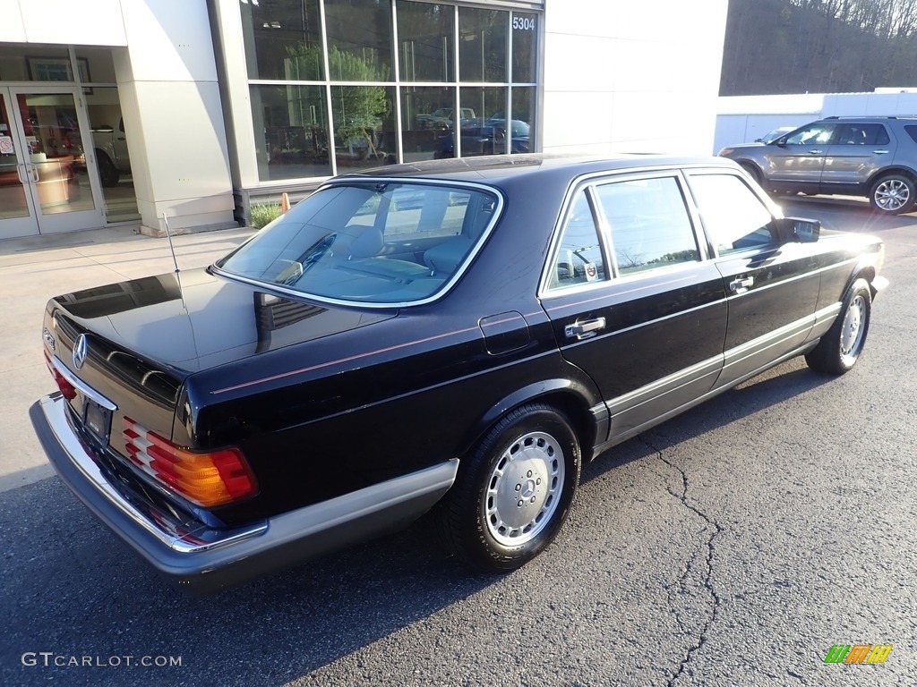 1990 420 SEL Sedan - Black / Gray photo #2