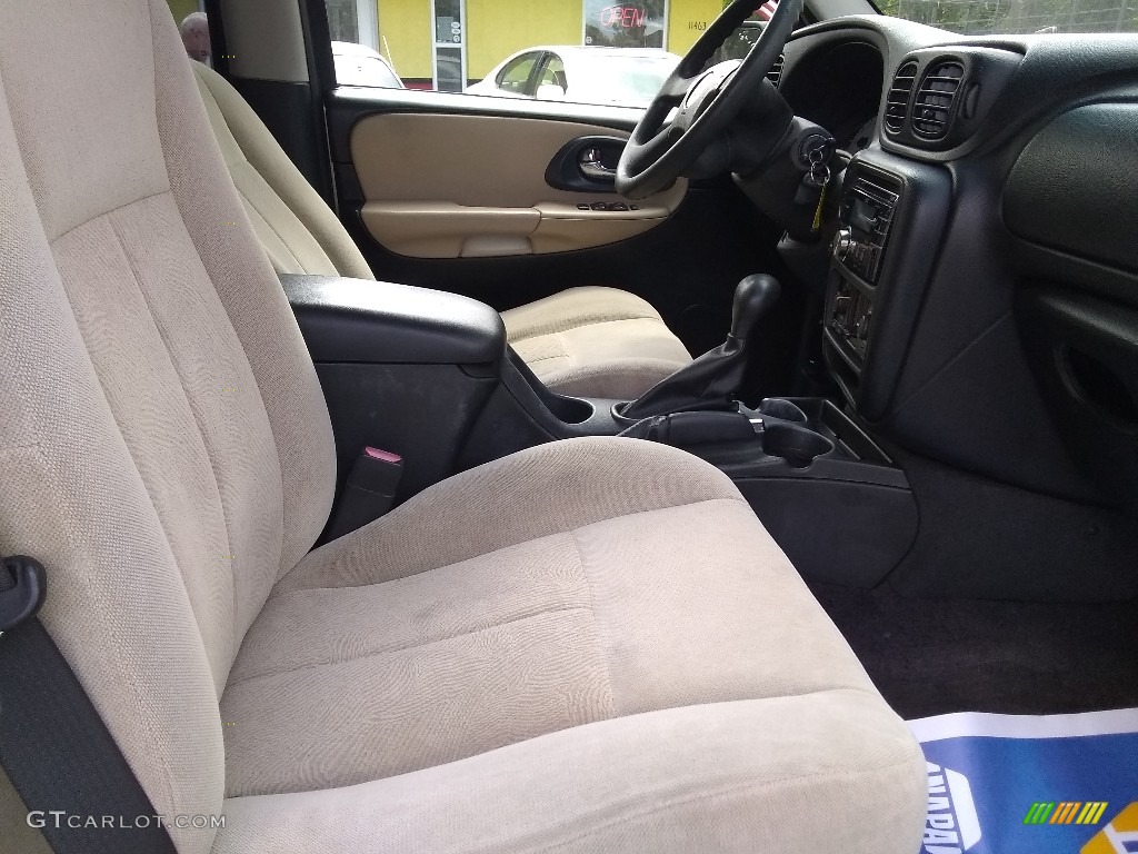 2005 TrailBlazer LS - Sandstone Metallic / Light Cashmere/Ebony photo #19