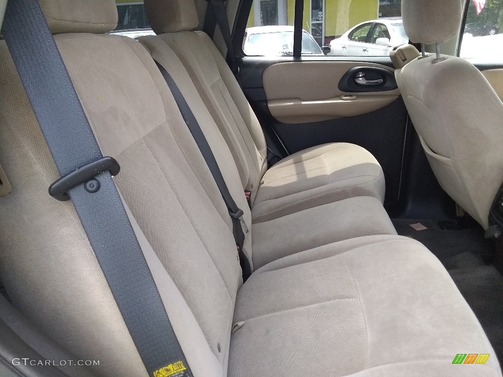 2005 TrailBlazer LS - Sandstone Metallic / Light Cashmere/Ebony photo #23