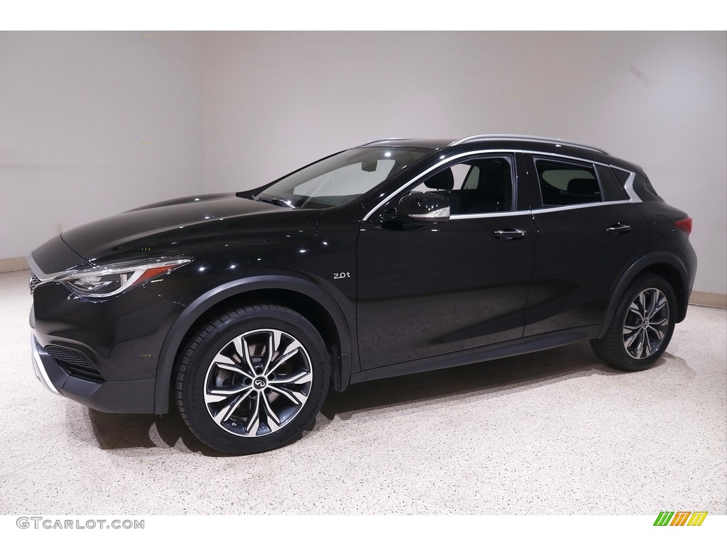 2018 Infiniti QX30 Luxury AWD Exterior Photos
