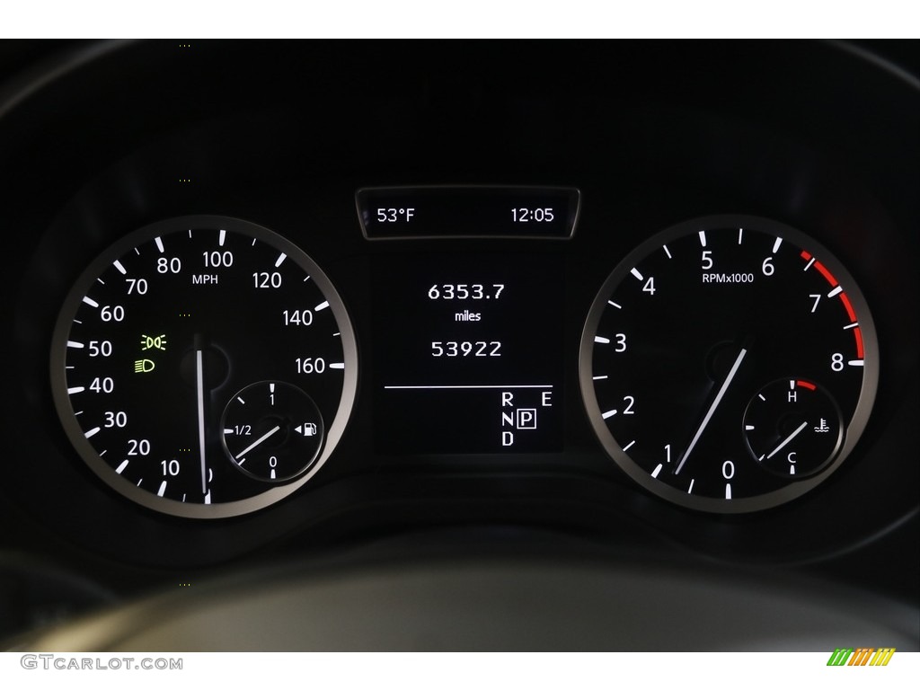 2018 Infiniti QX30 Luxury AWD Gauges Photos