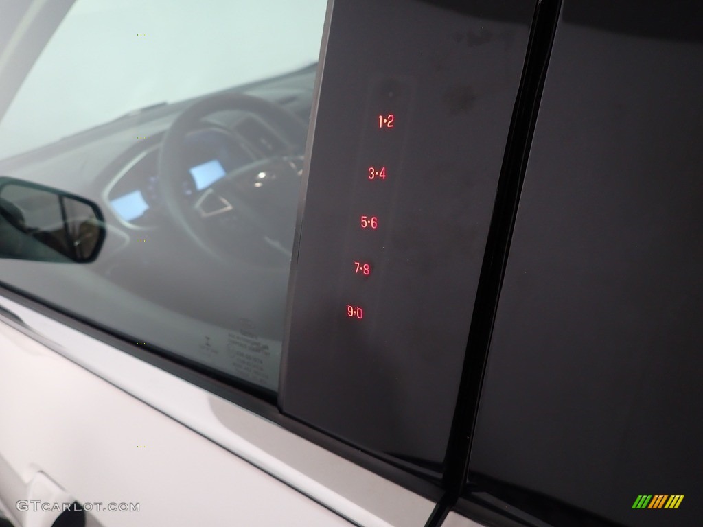 2019 Edge SEL AWD - Oxford White / Dune photo #22