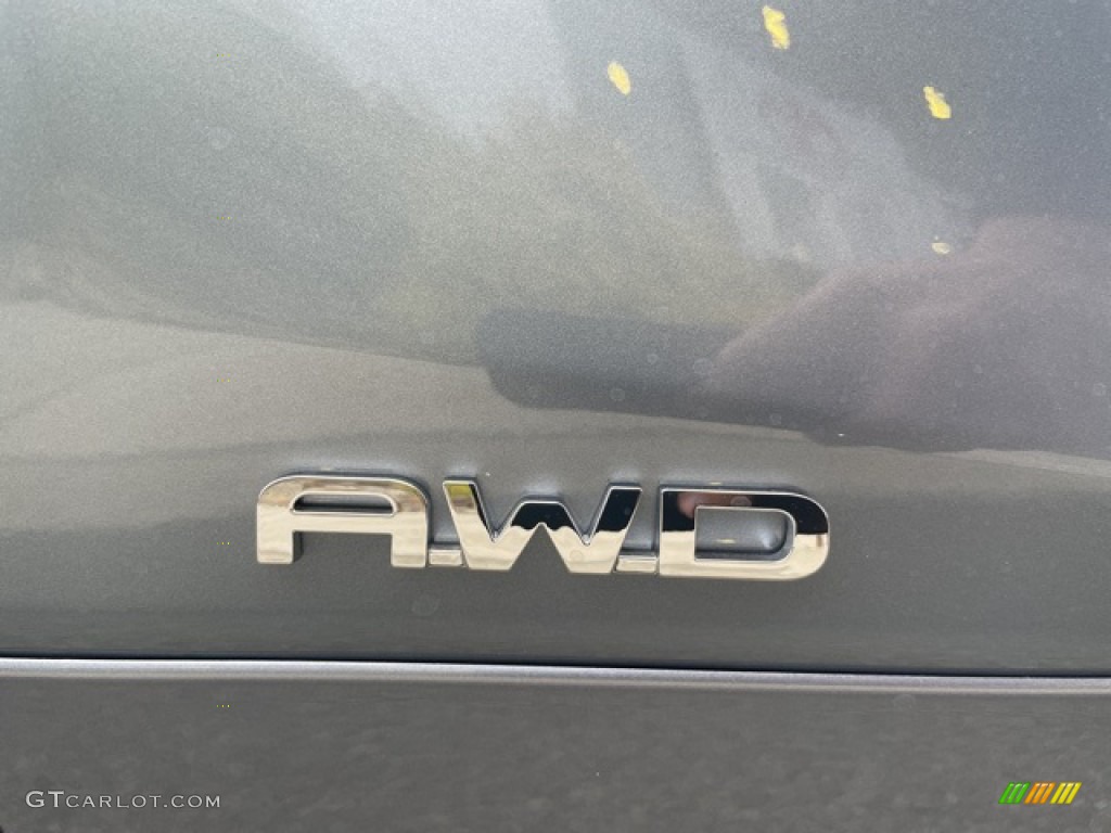 2022 Highlander Hybrid LE AWD - Moondust / Graphite photo #26