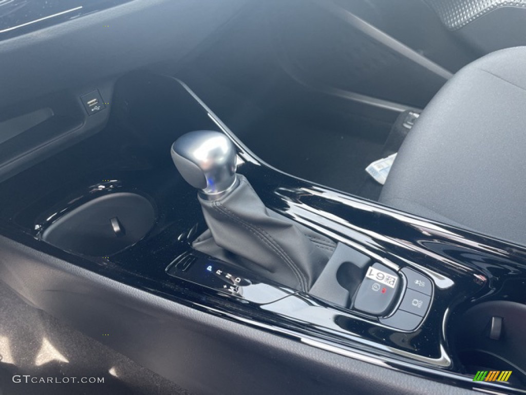 2022 Toyota C-HR XLE Transmission Photos