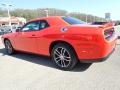 Go Mango - Challenger SXT AWD Photo No. 3