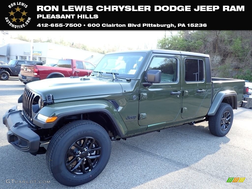 2022 Gladiator Altitude 4x4 - Sarge Green / Black photo #1