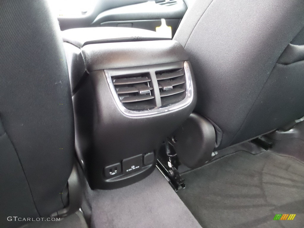 2018 Malibu LT - Pepperdust Metallic / Jet Black photo #22