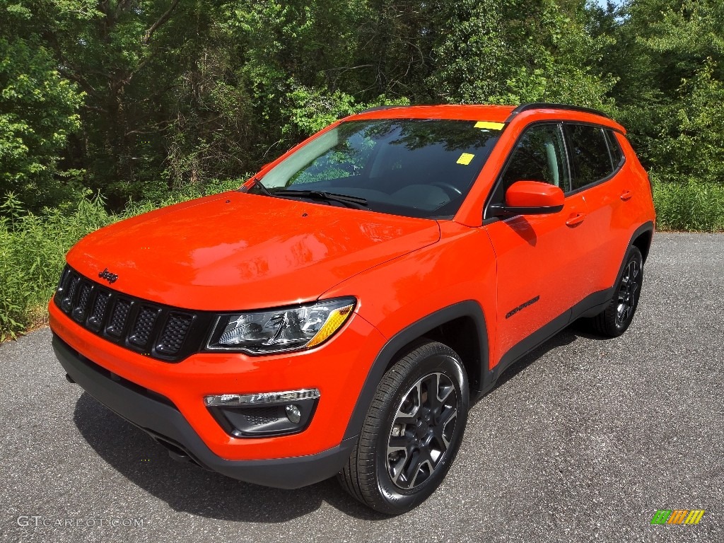 2020 Compass Sport 4x4 - Spitfire Orange / Black photo #2