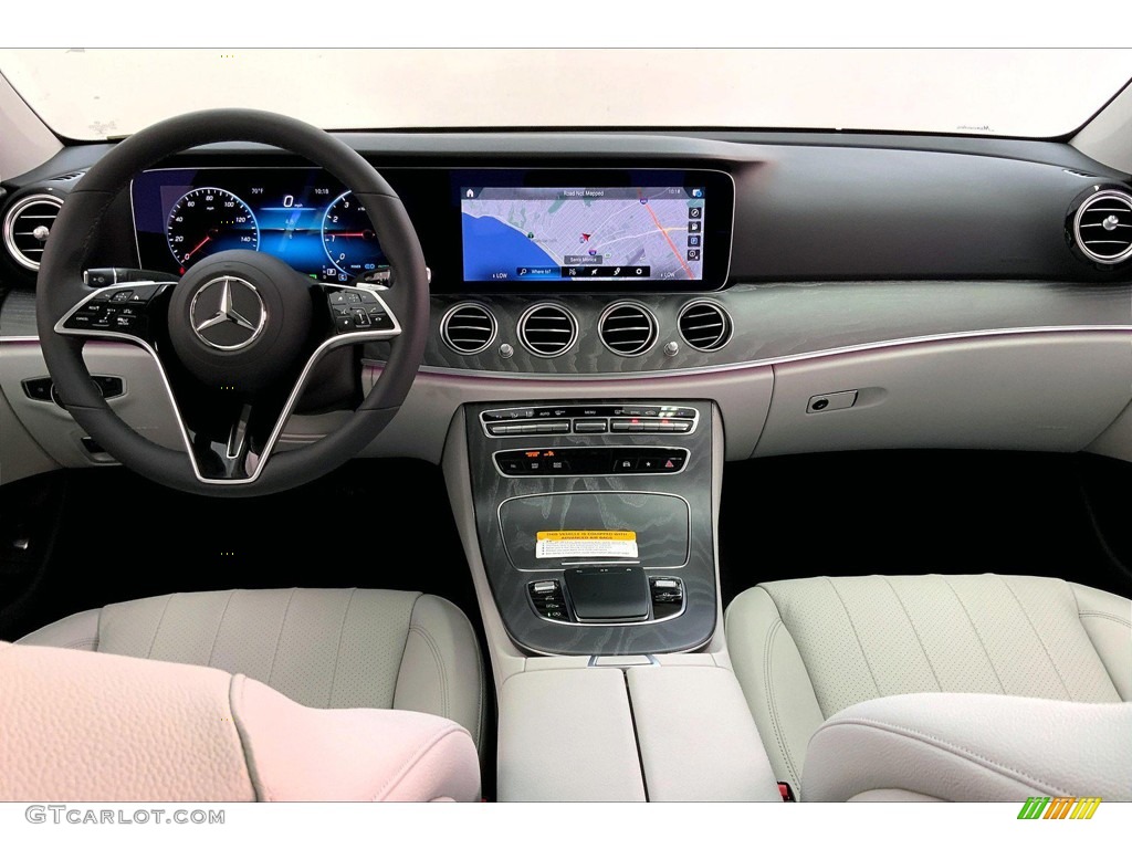 2022 Mercedes-Benz E 450 4Matic Sedan Neva Grey/Magma Grey Dashboard Photo #144189540