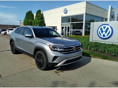 2022 Volkswagen Atlas Cross Sport SE Technology 4Motion Data, Info and Specs