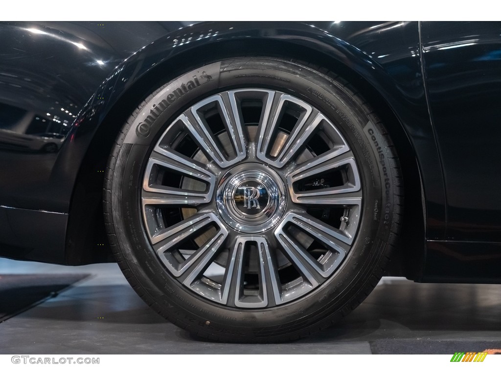 2022 Rolls-Royce Phantom Standard Phantom Model Wheel Photo #144191052