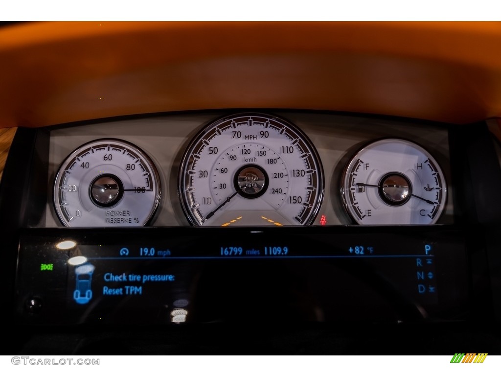 2019 Rolls-Royce Dawn Standard Dawn Model Gauges Photos