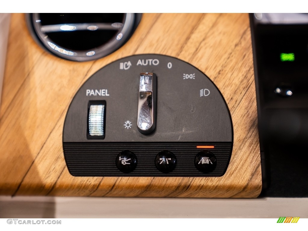 2019 Rolls-Royce Dawn Standard Dawn Model Controls Photo #144192861