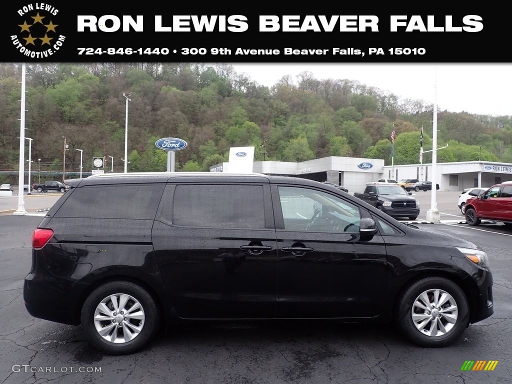2017 Sedona LX - Aurora Black / Camel Beige photo #1