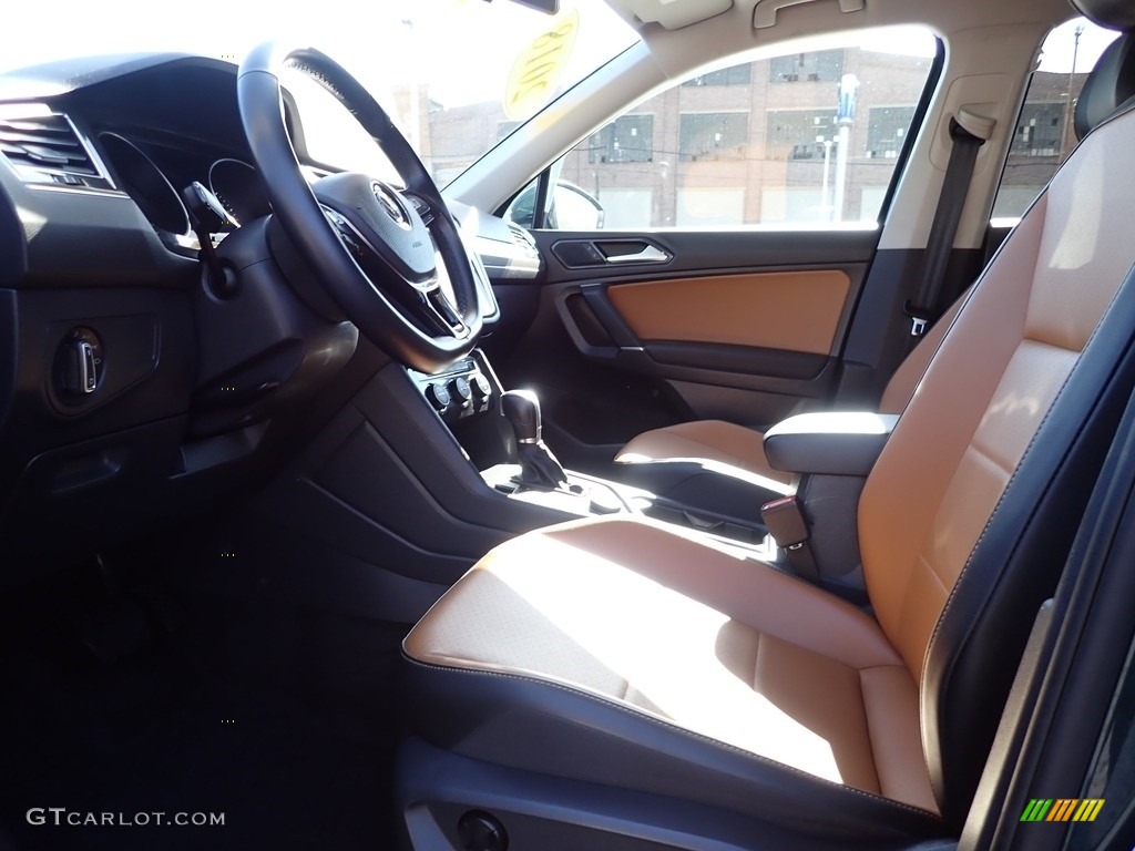 2018 Tiguan SE 4MOTION - Dark Moss Green Metallic / Golden Oak/Black photo #14