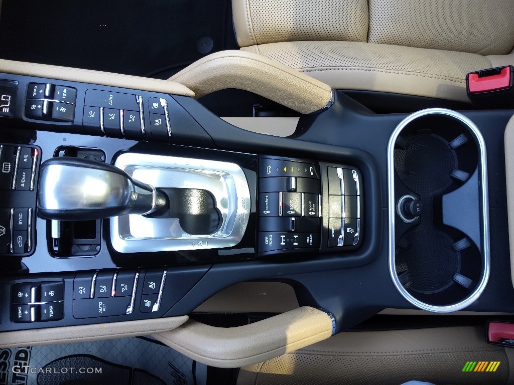 2016 Porsche Cayenne S Transmission Photos