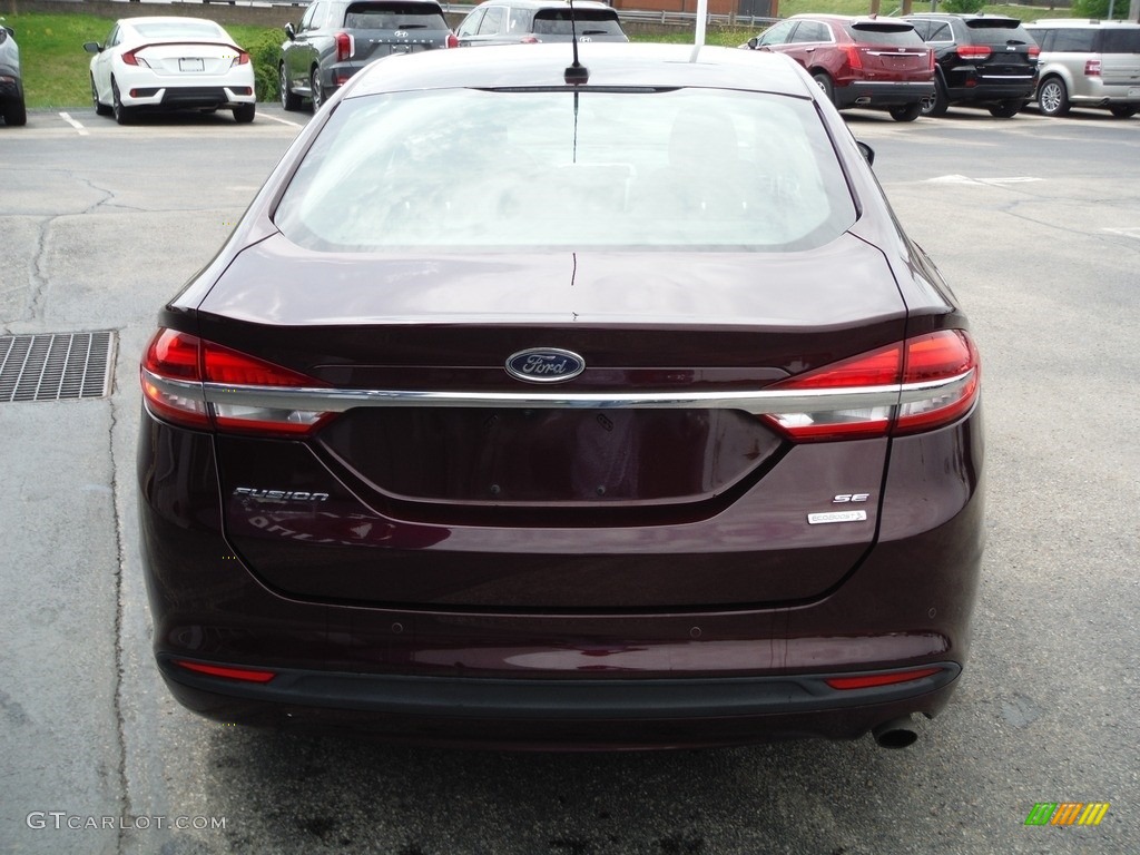 2018 Fusion SE - Ruby Red / Ebony photo #9