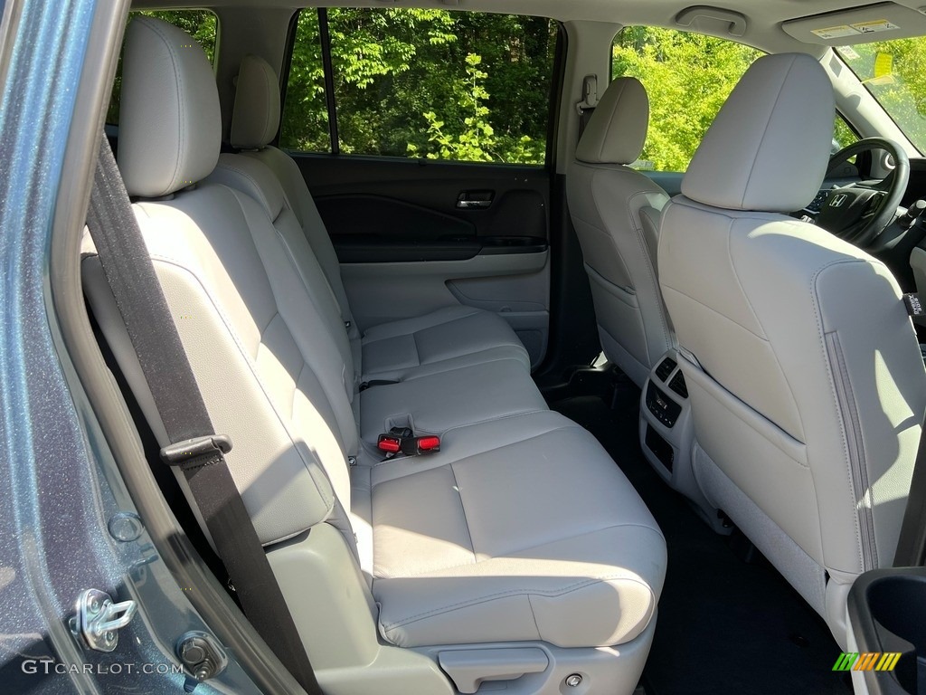 2021 Honda Pilot EX-L Rear Seat Photos