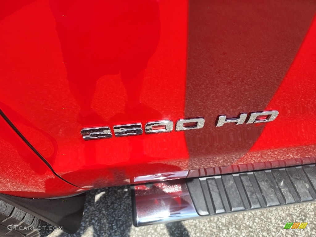 2016 Silverado 3500HD WT Regular Cab 4x4 Chassis - Red Hot / Dark Ash/Jet Black photo #6
