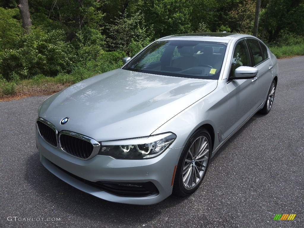 2017 5 Series 530i Sedan - Glacier Silver Metallic / Canberra Beige photo #2