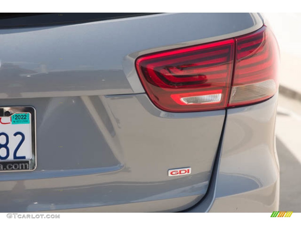 2020 Sorento LX - Everlasting Silver / Black photo #13
