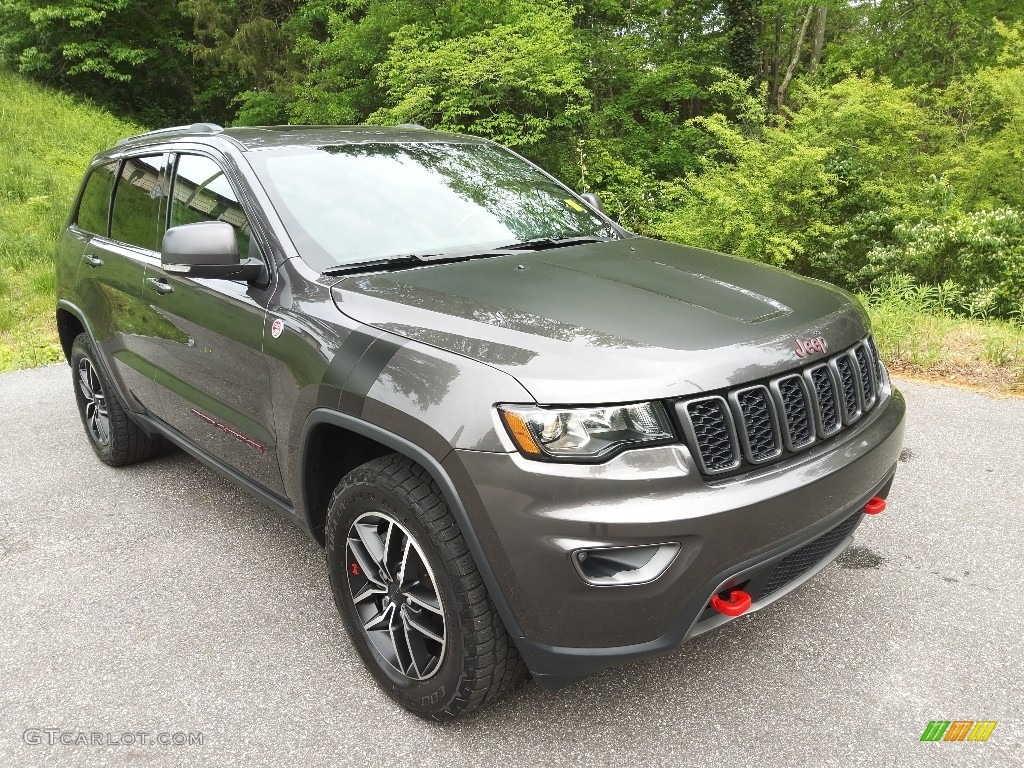 2020 Jeep Grand Cherokee Trailhawk 4x4 Exterior Photos