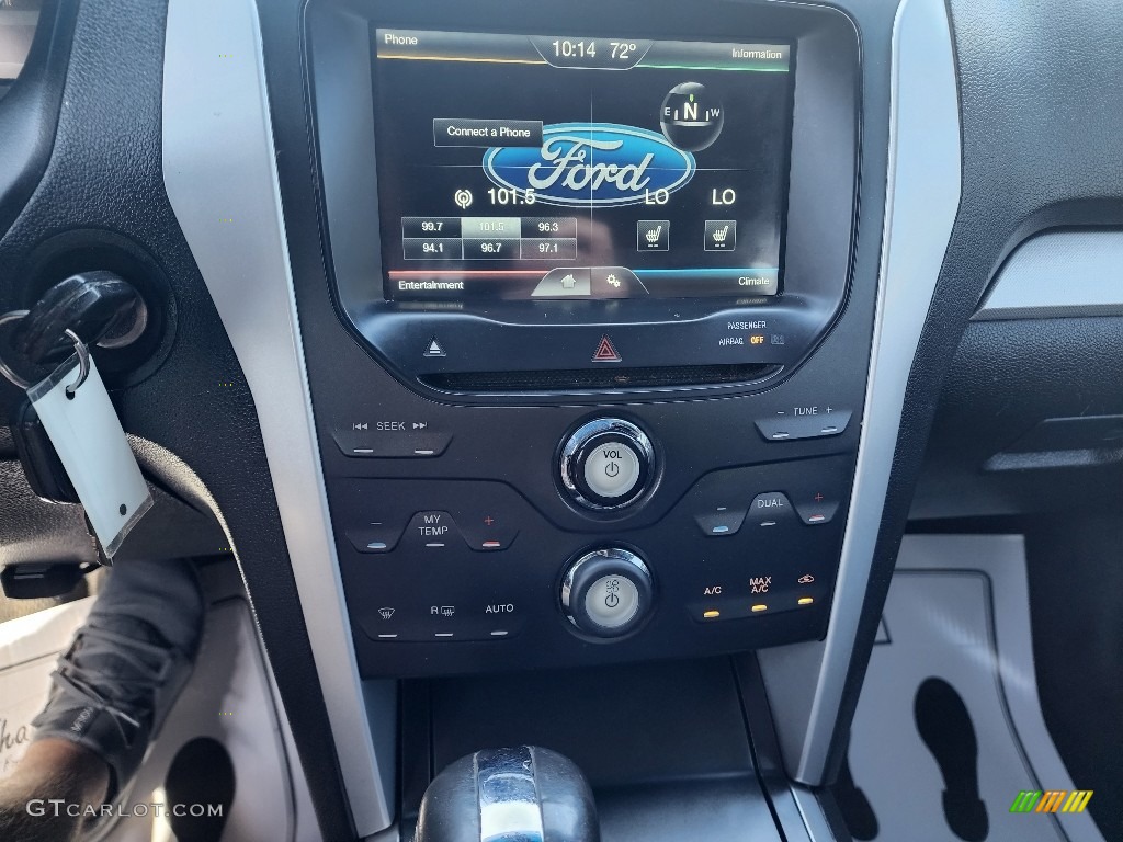 2011 Explorer XLT 4WD - Kona Blue Metallic / Charcoal Black photo #21