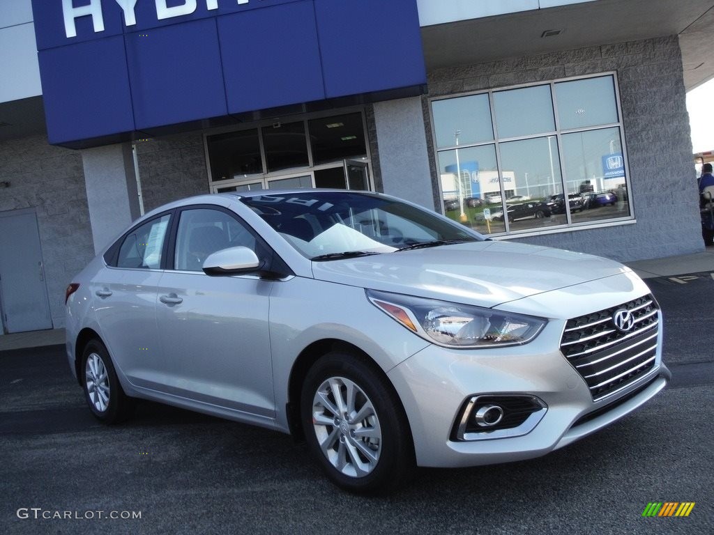 Olympus Silver Hyundai Accent