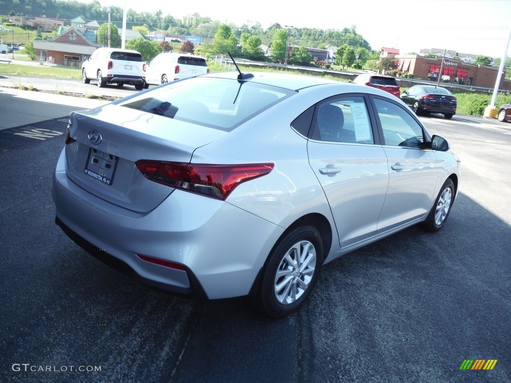 2022 Accent SEL - Olympus Silver / Black photo #8