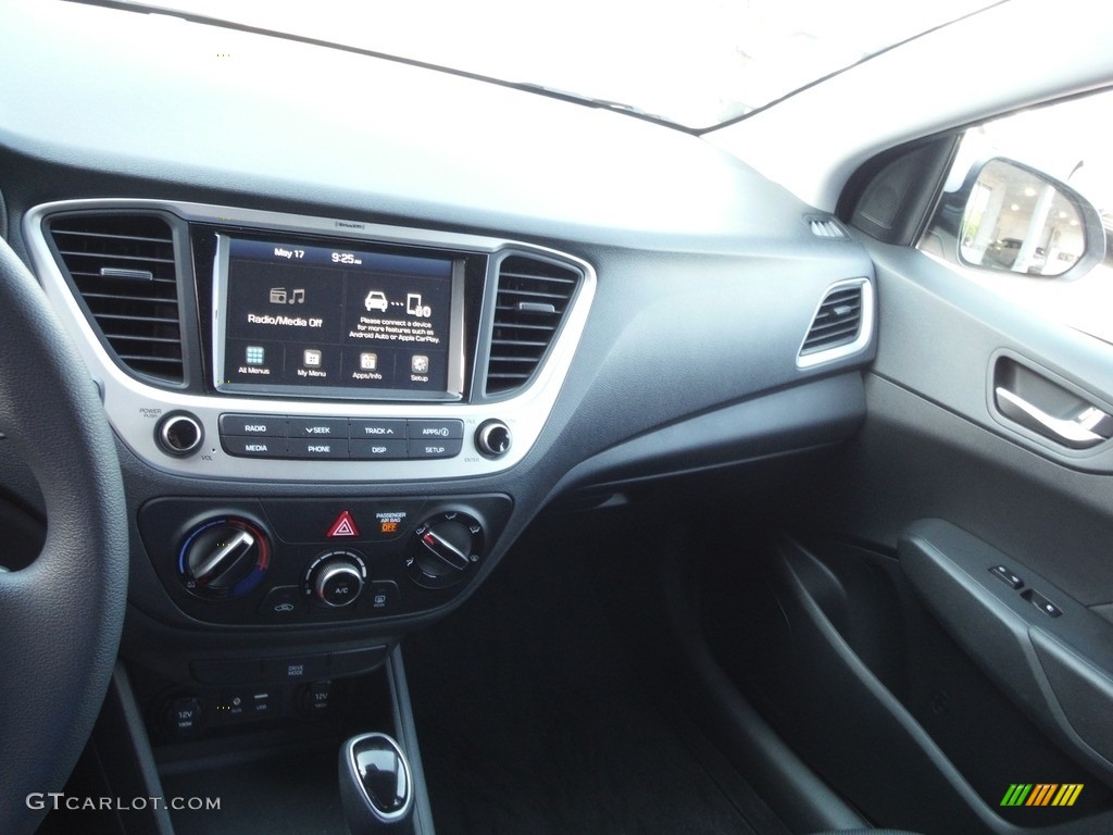 2022 Accent SEL - Olympus Silver / Black photo #15