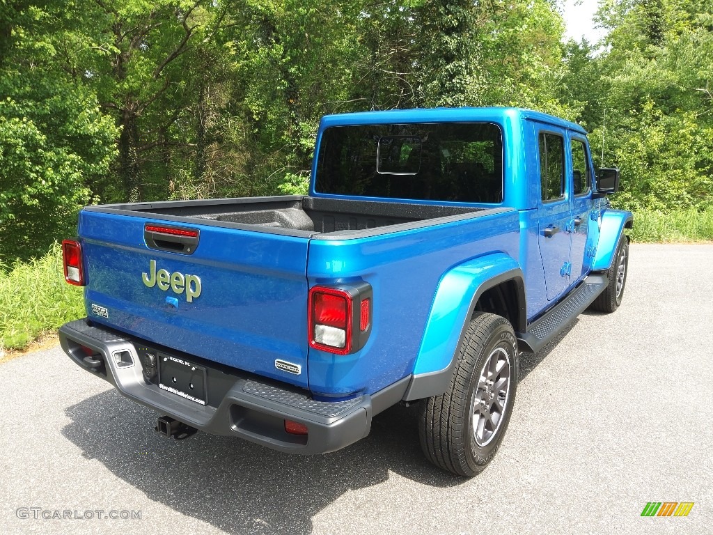 2022 Gladiator Overland 4x4 - Hydro Blue Pearl / Black photo #6