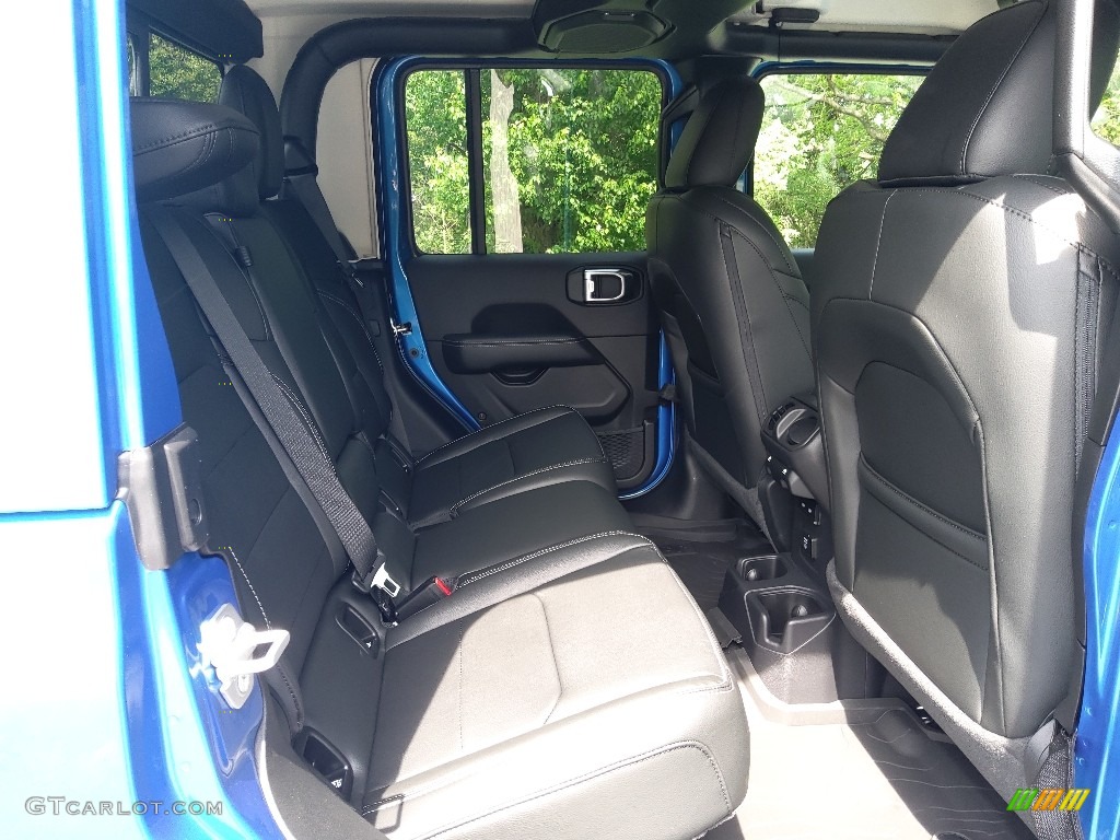 2022 Gladiator Overland 4x4 - Hydro Blue Pearl / Black photo #16