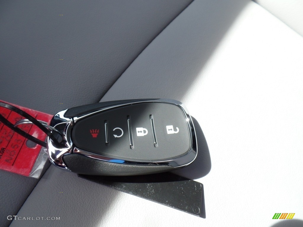 2022 Chevrolet Trax LT AWD Keys Photos