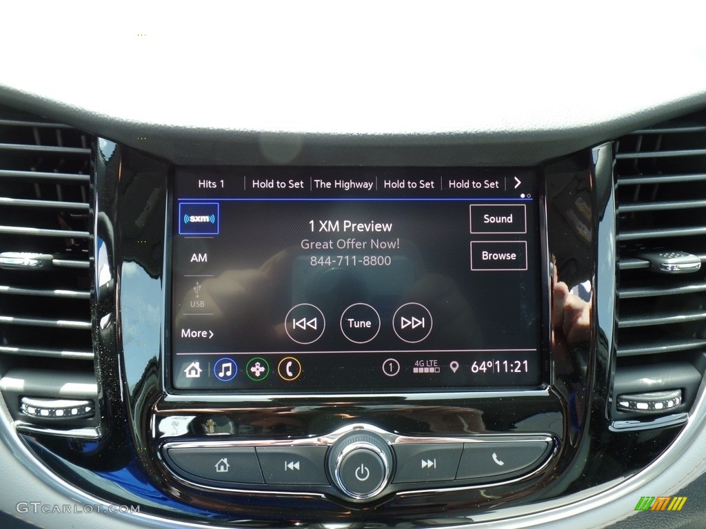 2022 Chevrolet Trax LT AWD Controls Photo #144213759