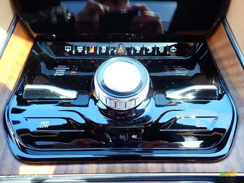 2022 Grand Wagoneer Series III 4x4 - Luxury White Pearl / Tupelo/Black photo #17