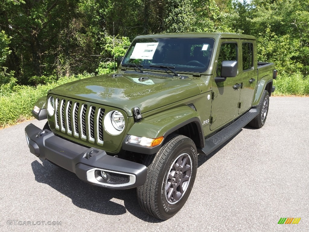 2022 Gladiator Overland 4x4 - Sarge Green / Black/Dark Saddle photo #2