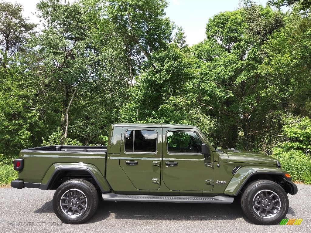 2022 Gladiator Overland 4x4 - Sarge Green / Black/Dark Saddle photo #5