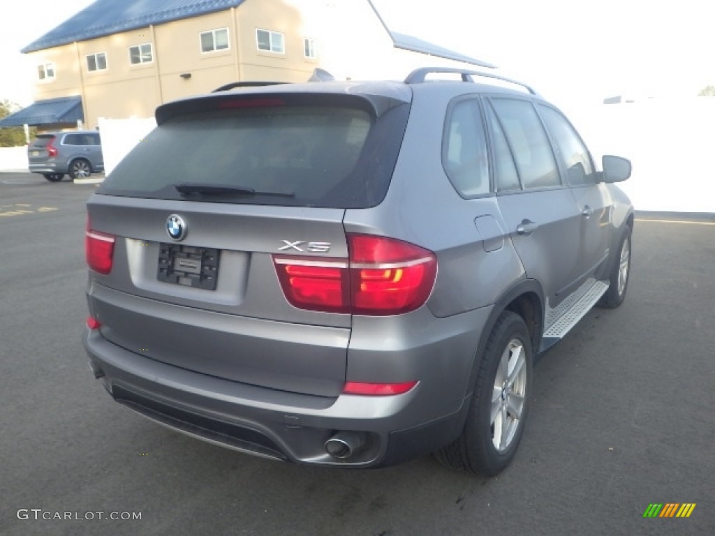 2011 X5 xDrive 35d - Platinum Gray Metallic / Black photo #6